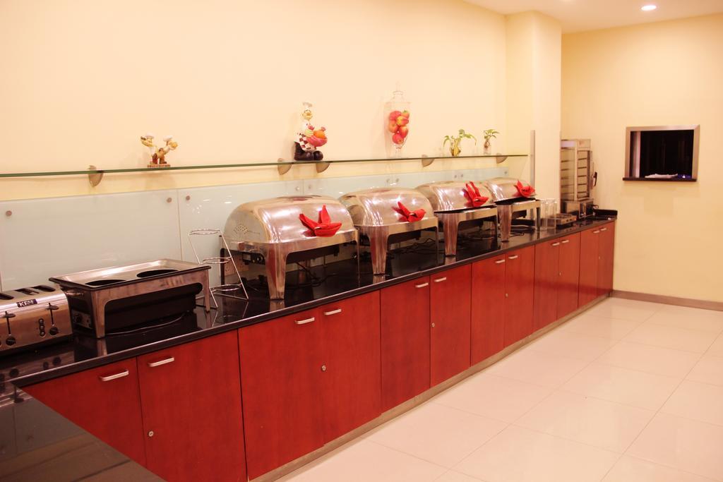 Hanting Hotel Beijing Capital Airport Шуньи Экстерьер фото