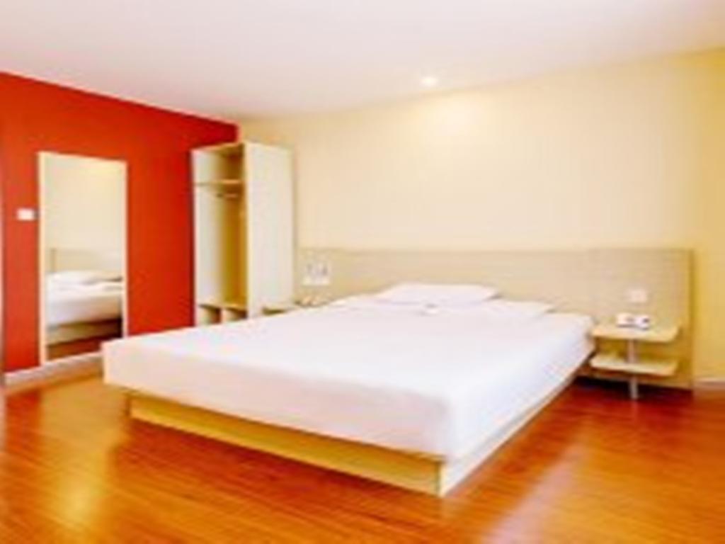 Hanting Hotel Beijing Capital Airport Шуньи Экстерьер фото